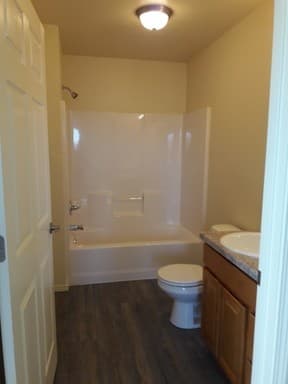 Eufaula Apartment: 1500 Lakehurst Drive