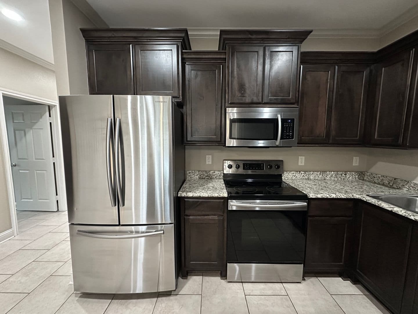 Tyler Townhome: 3921 Mobley Cir