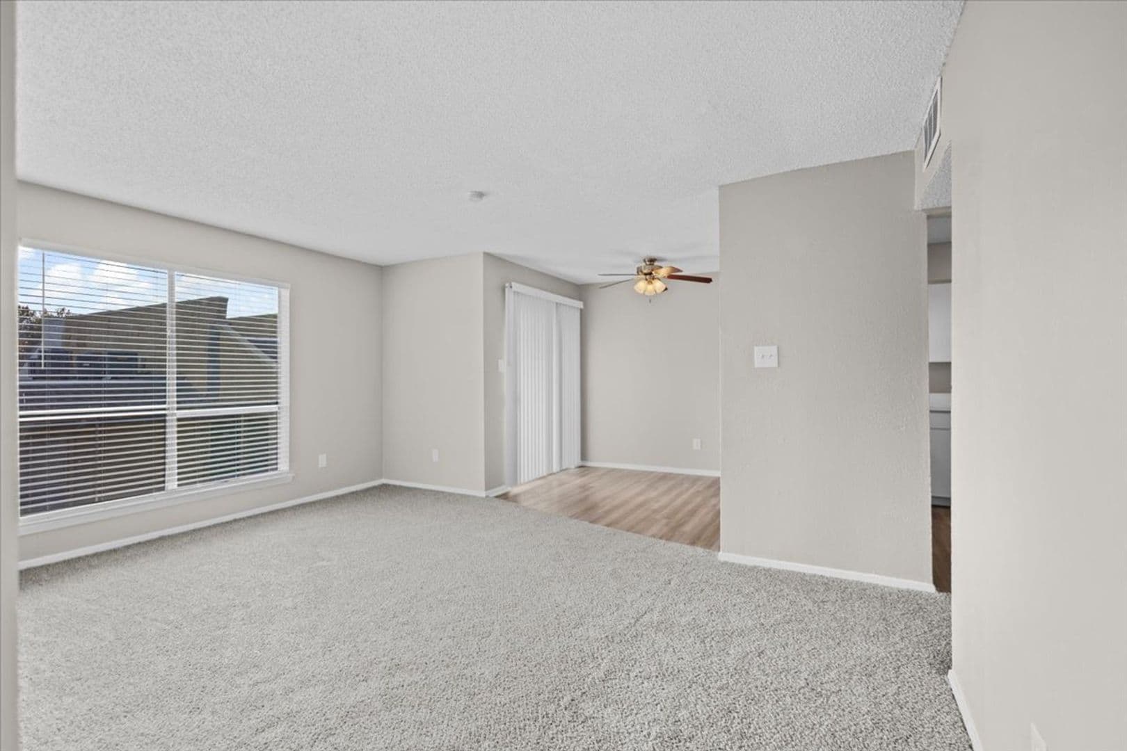 Tyler Apartment: 2720 S Broadway Ave