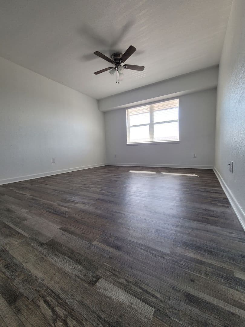 Denton Apartment: 1700 E. Village Dr.