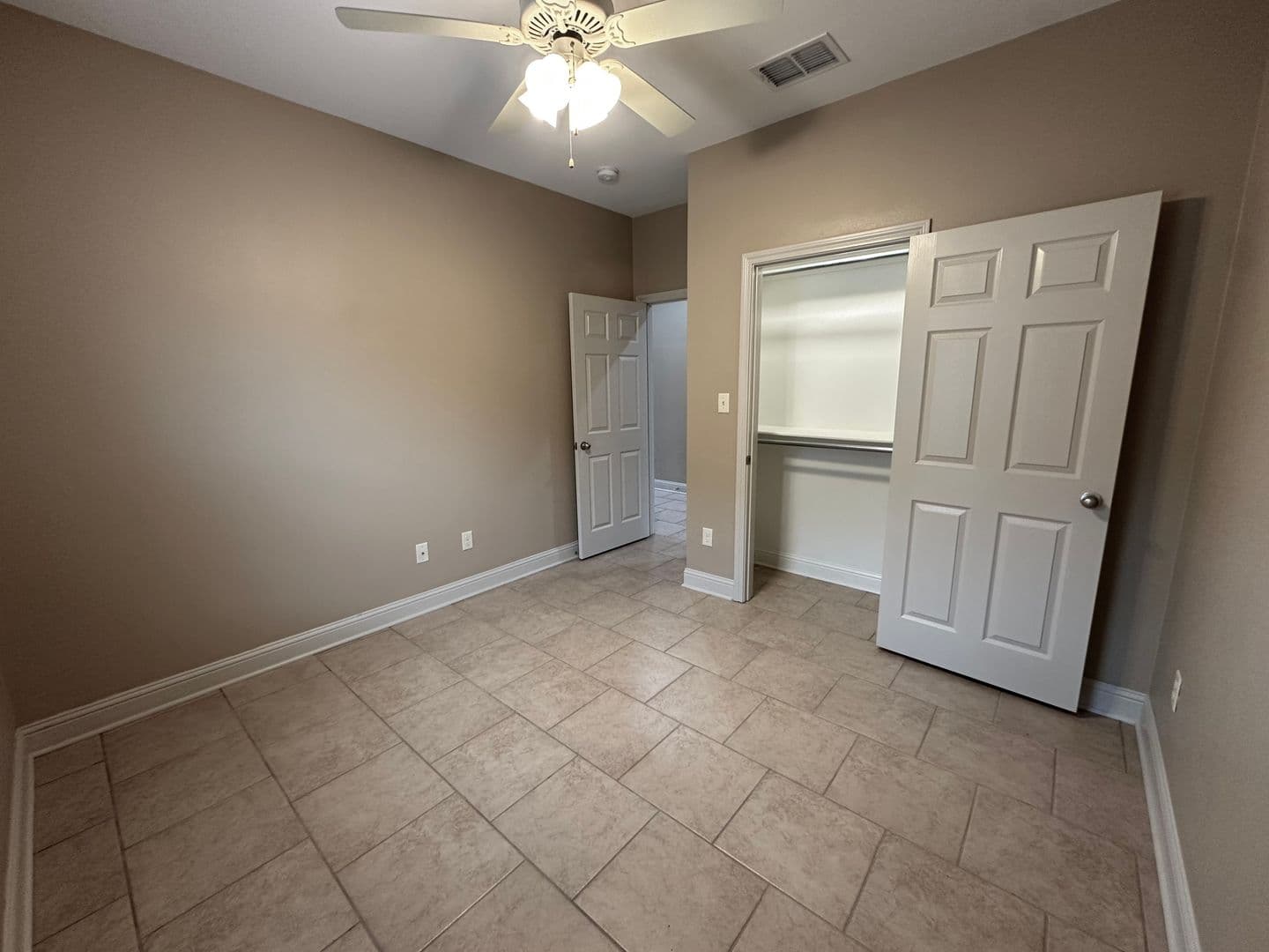 Tyler Townhome: 3921 Mobley Cir