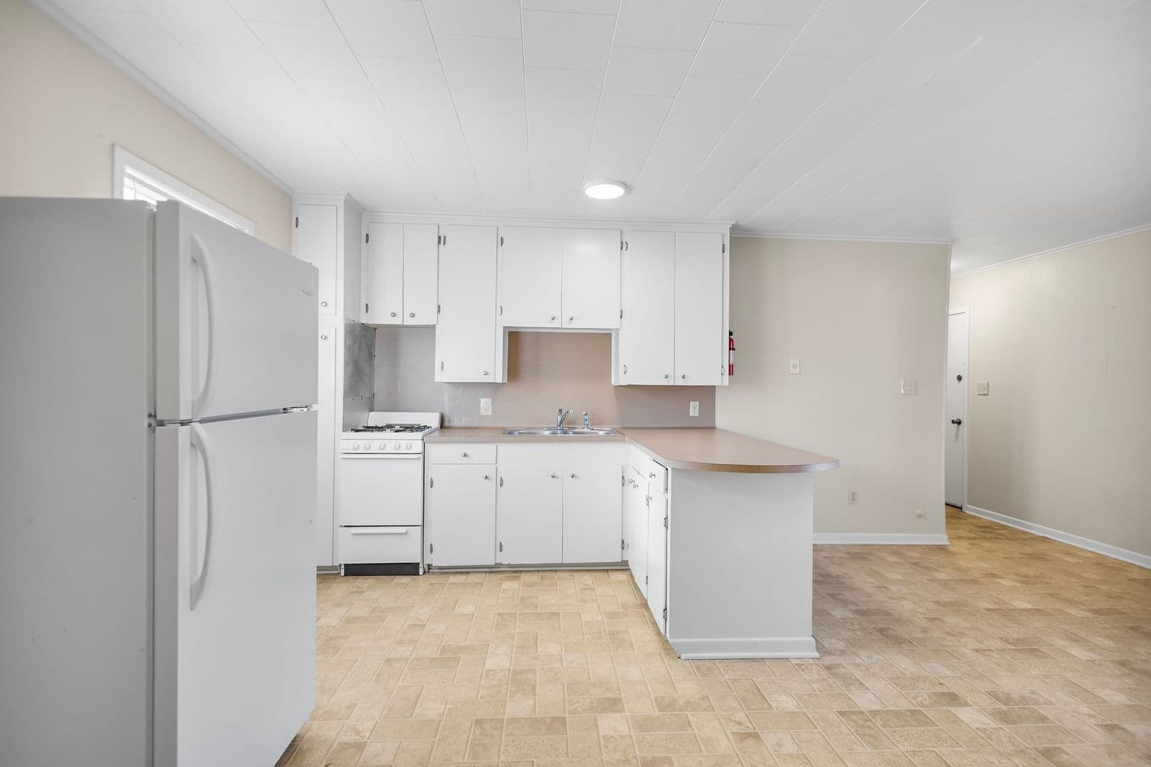 Nacogdoches Apartment: 4401 North St.