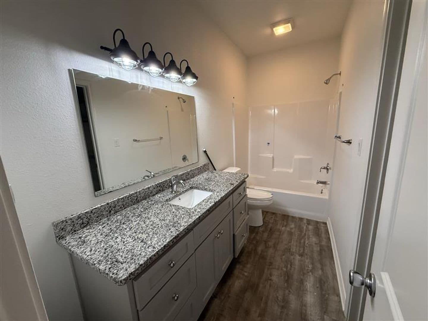 Arp Townhome: 108 Wade St #3