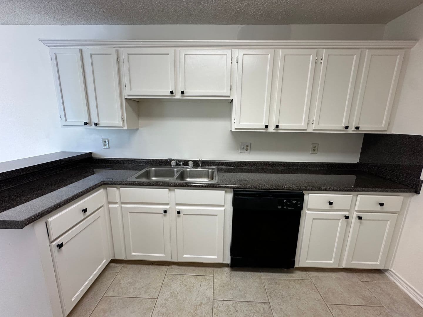 Tyler Townhome: 5885 Creek Side Circle
