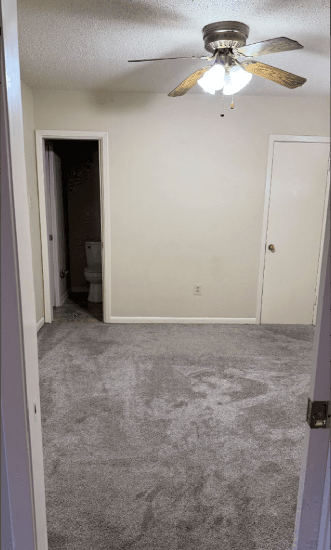 Nacogdoches Apartment: 901 Raquet St