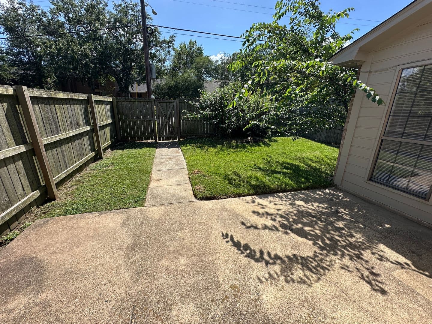Tyler Townhome: 5885 Creek Side Circle