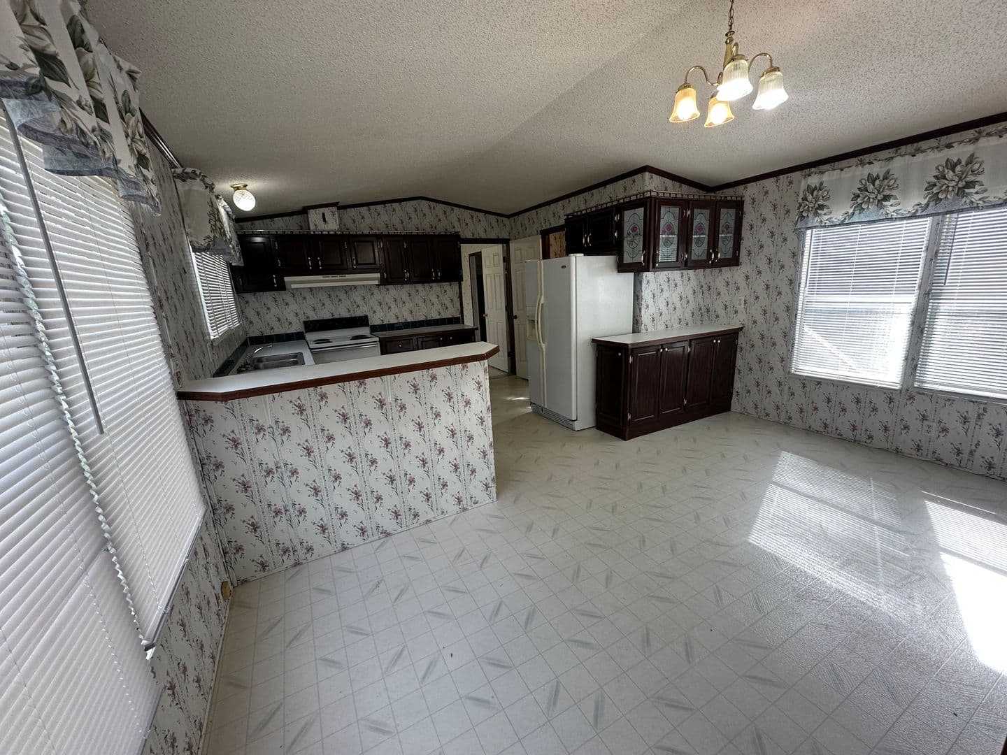 Lindale House: 18314 CR 4184