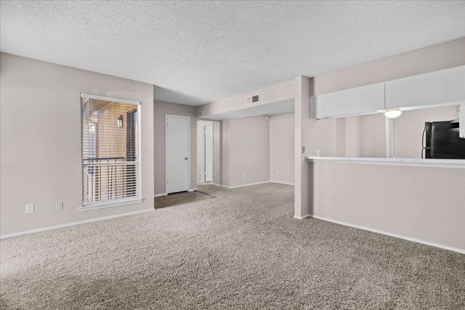 Tyler Apartment: 2720 S Broadway Ave