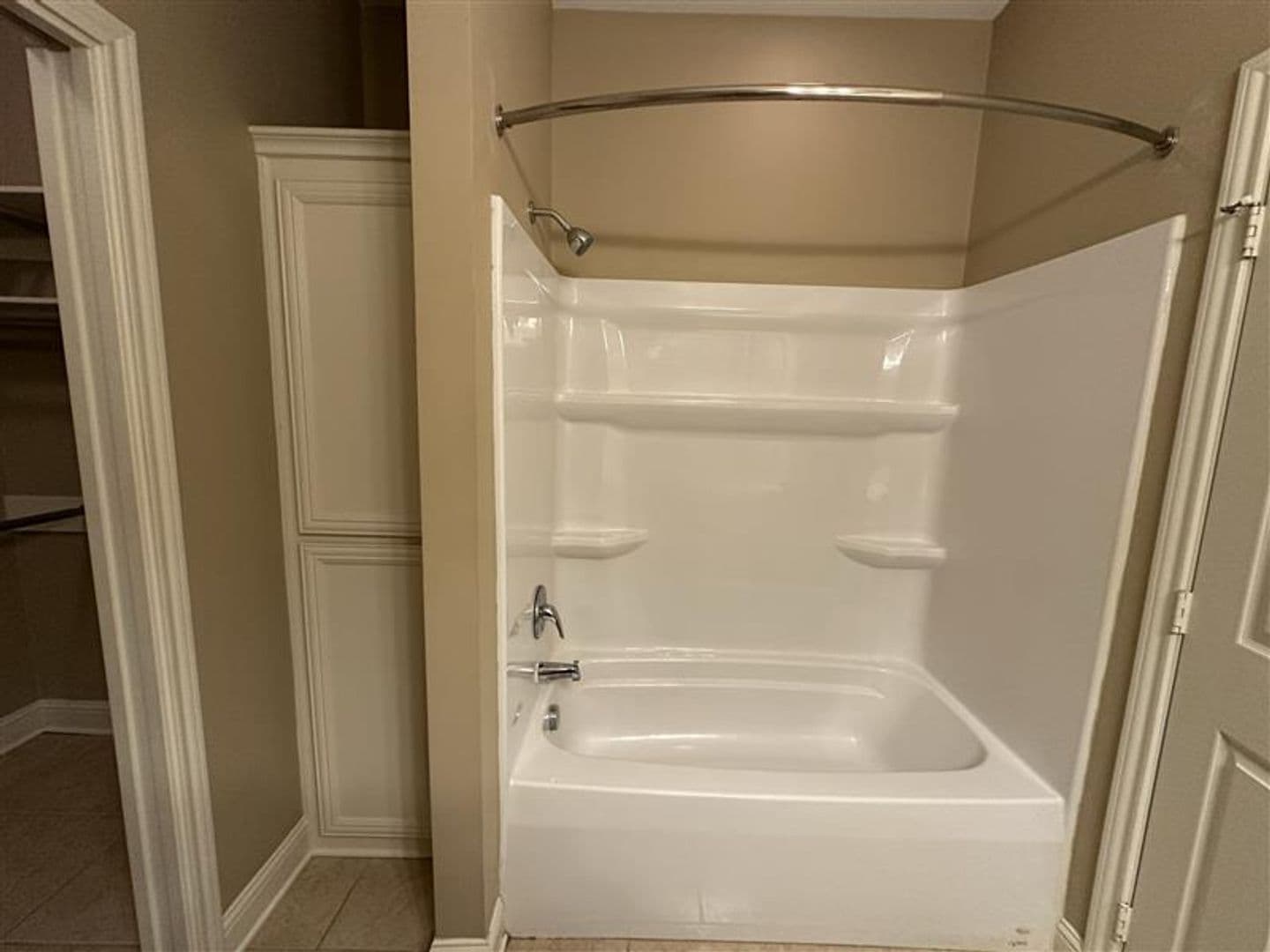 Tyler Townhome: 3944 Mobley Ln