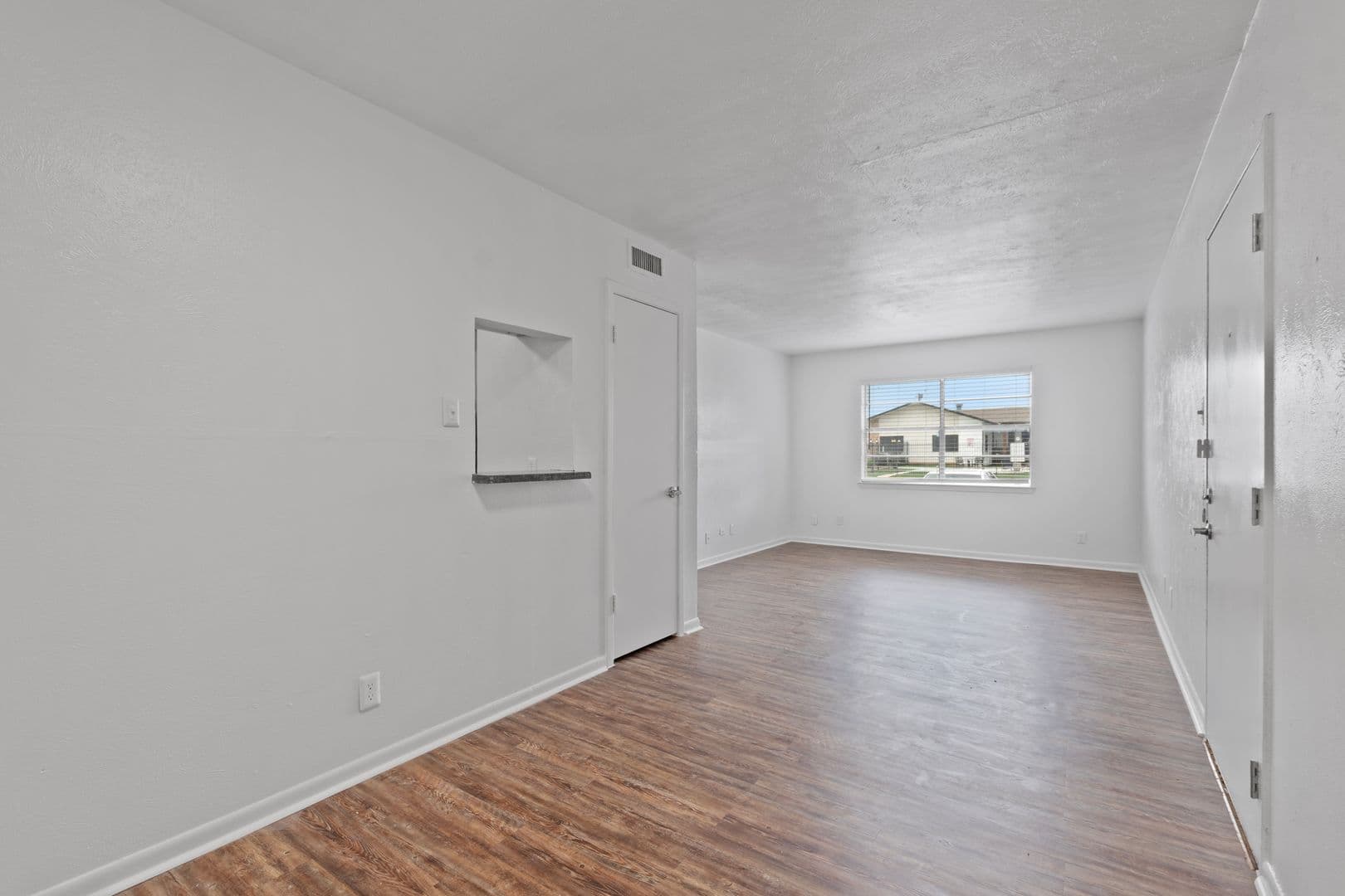 Denton Apartment: 1700 E. Village Dr.