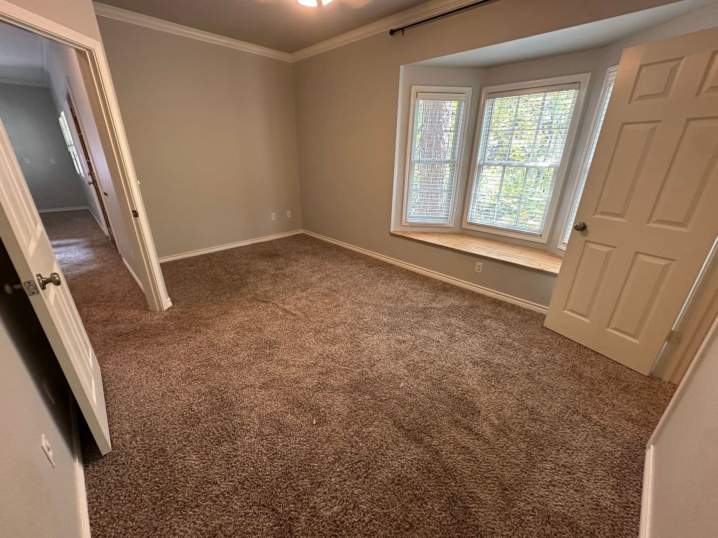 Tyler House: 3934 Hanover Pl