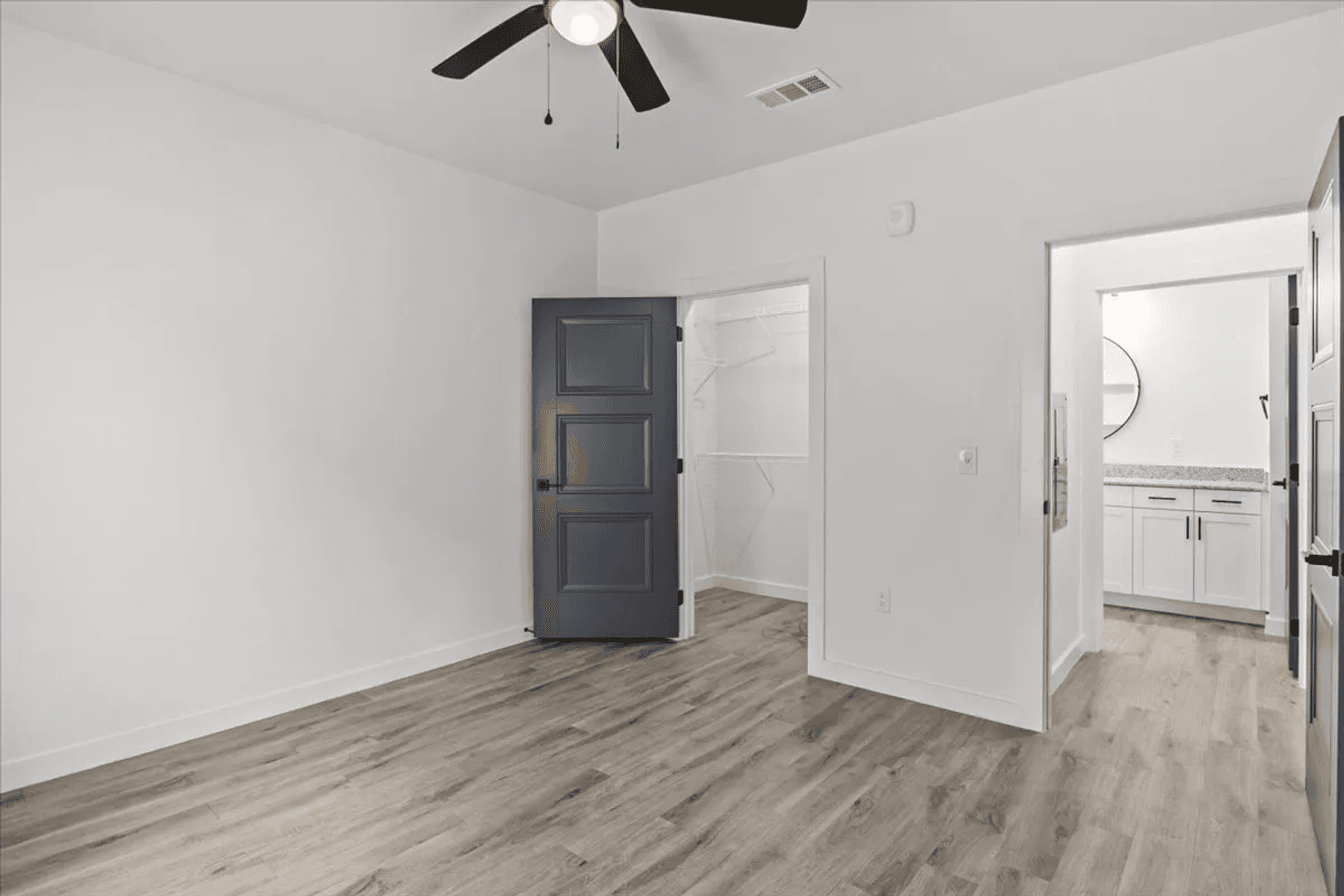Longview Apartment: 2006 Toler Rd.
