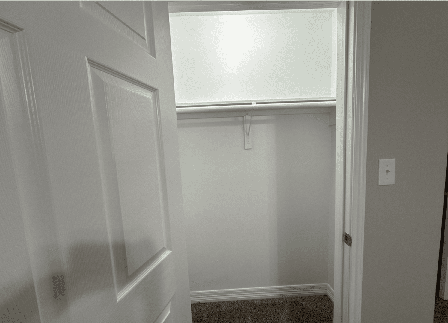 Longview Apartment: 113 Magnolia Lane