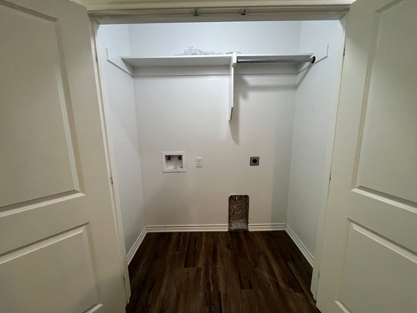 Arp Townhome: 108 Wade St #4