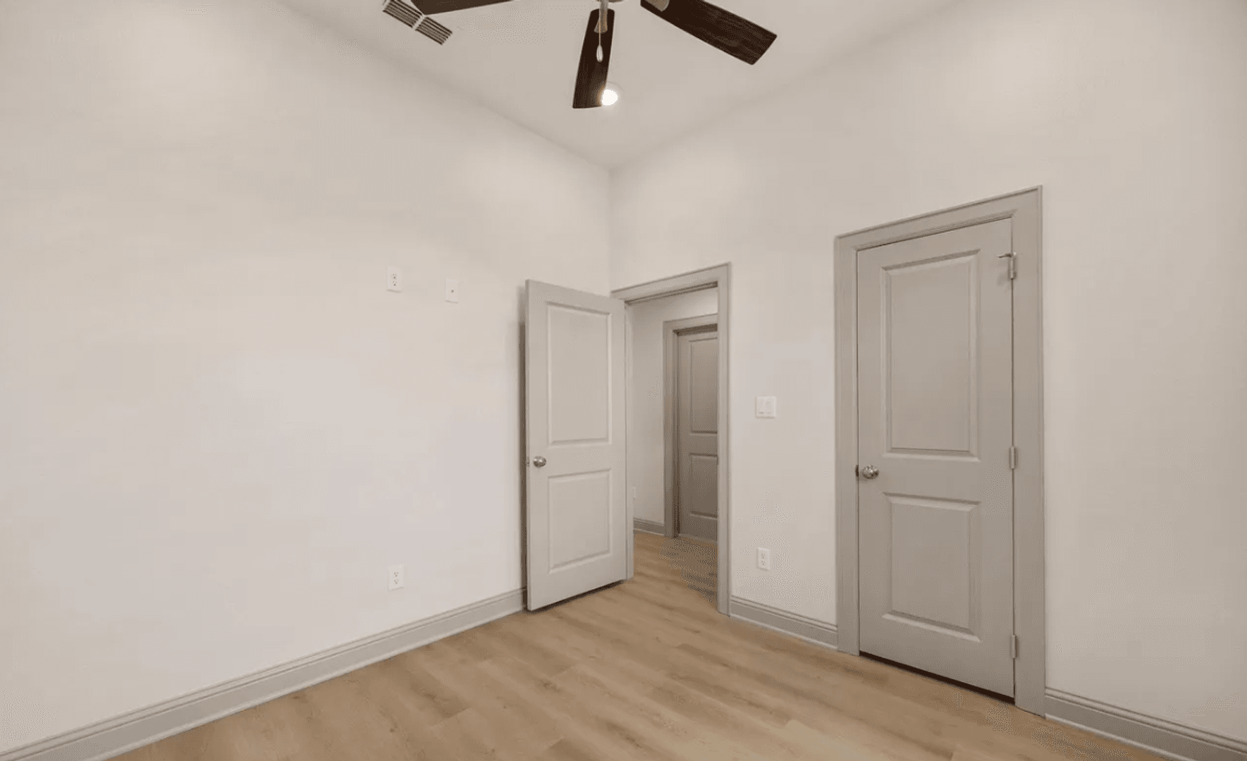 Bullard House: 382 Mary Cir