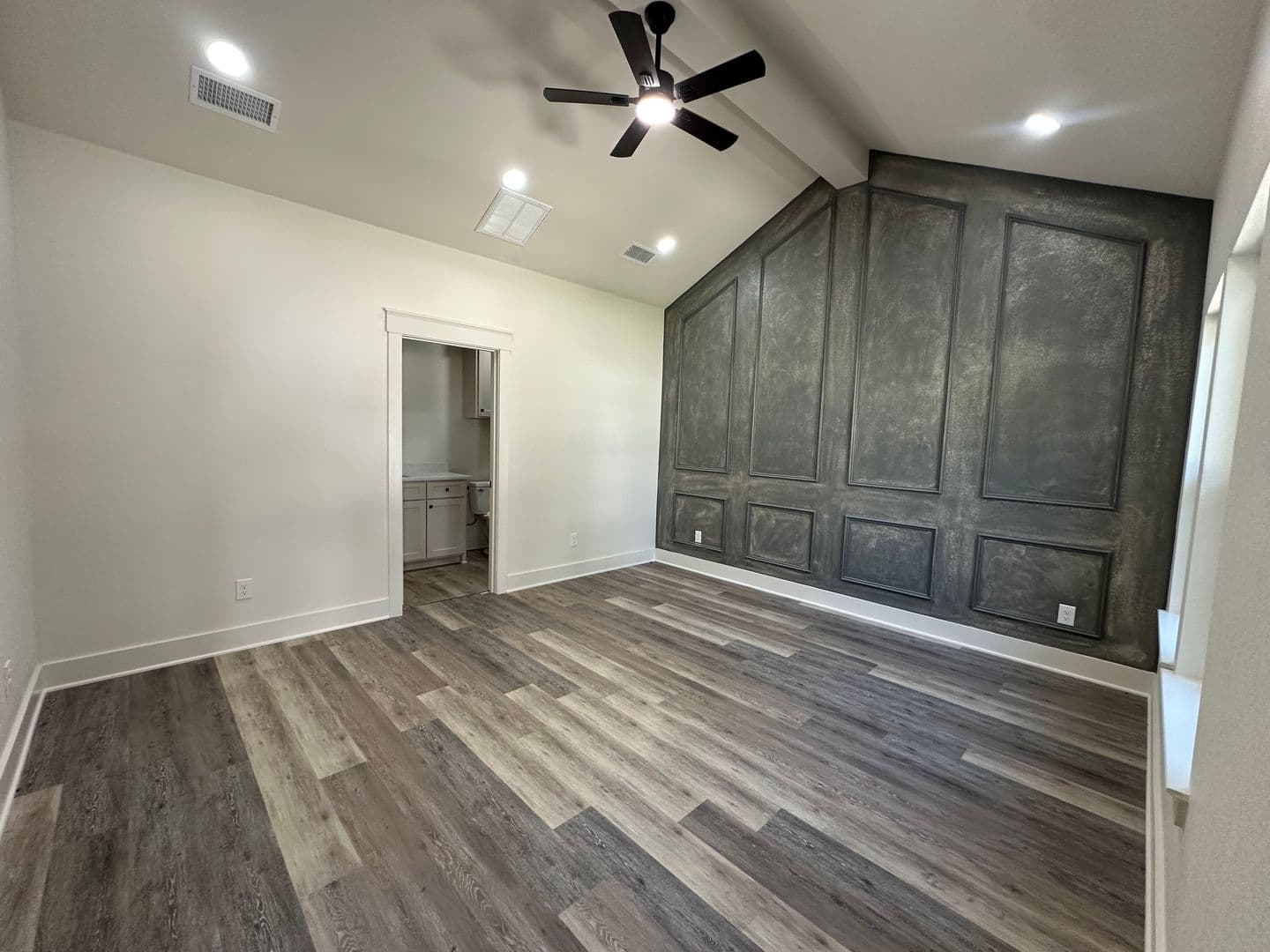 Bullard House: 115 Deborah Dr