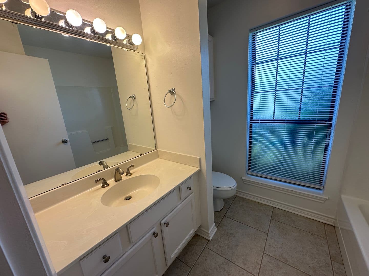 Tyler Townhome: 5885 Creek Side Circle