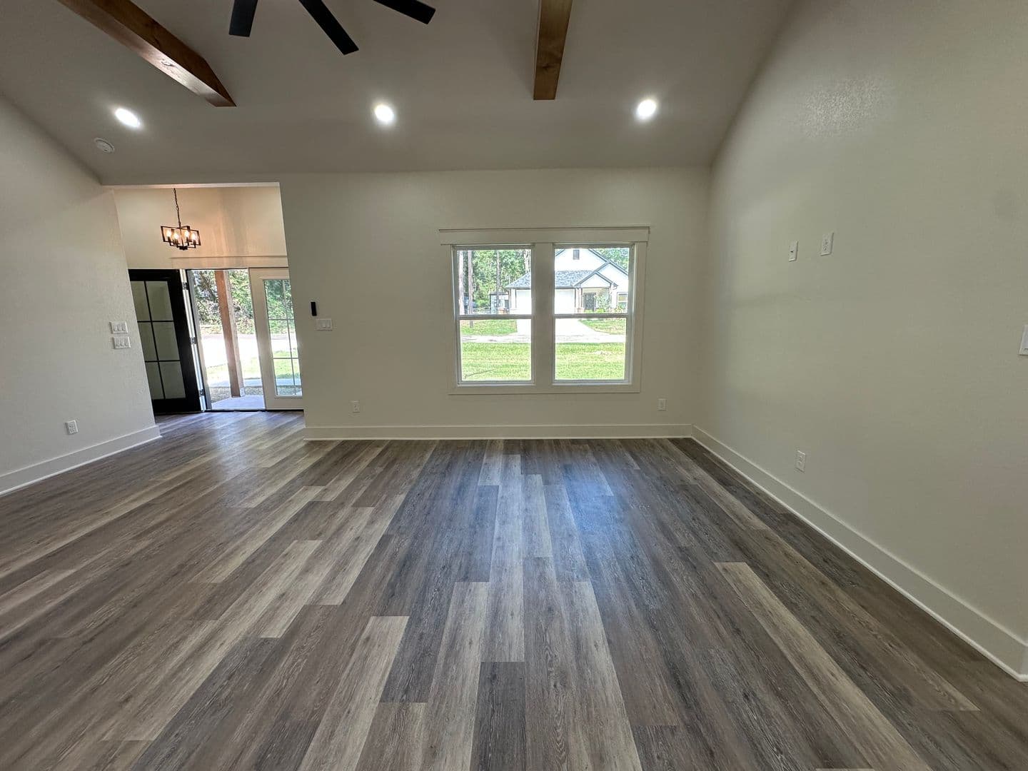 Bullard House: 115 Deborah Dr