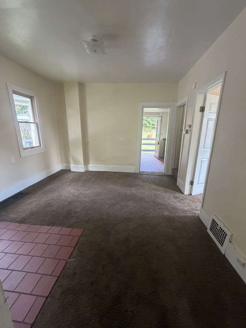 AKRON House: 235 WESTWOOD AVE