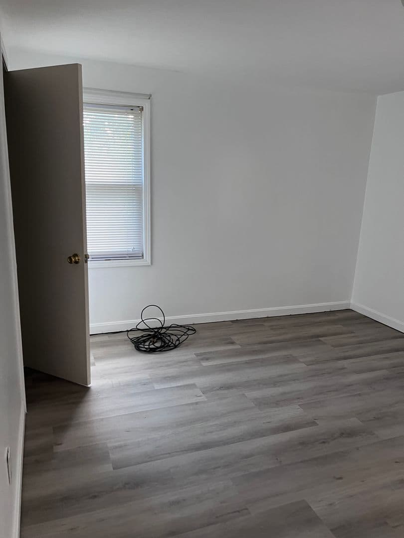 Clevleand Apartment: 3199 W 116th St