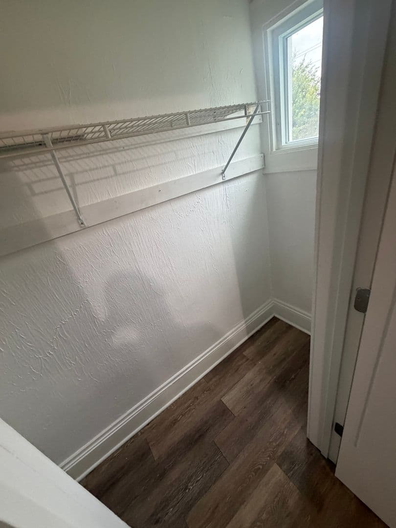 Cleveland Apartment: 3498 Bosworth Road