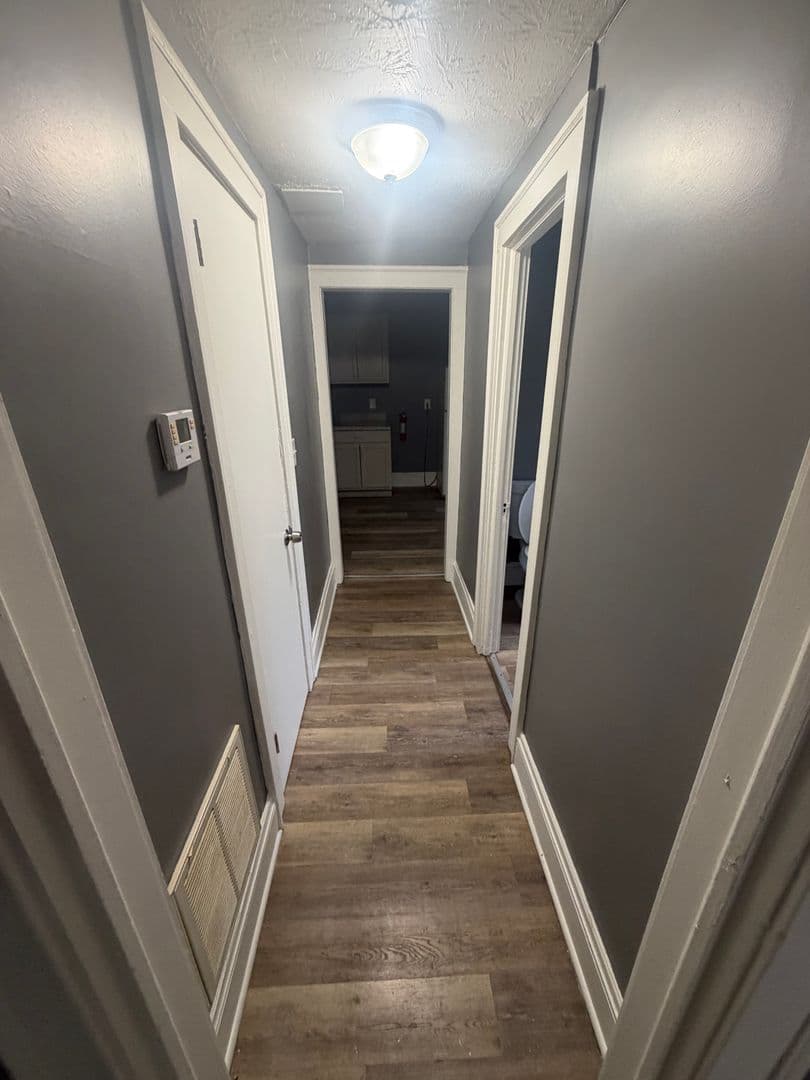 Cleveland Apartment: 3498 Bosworth Road