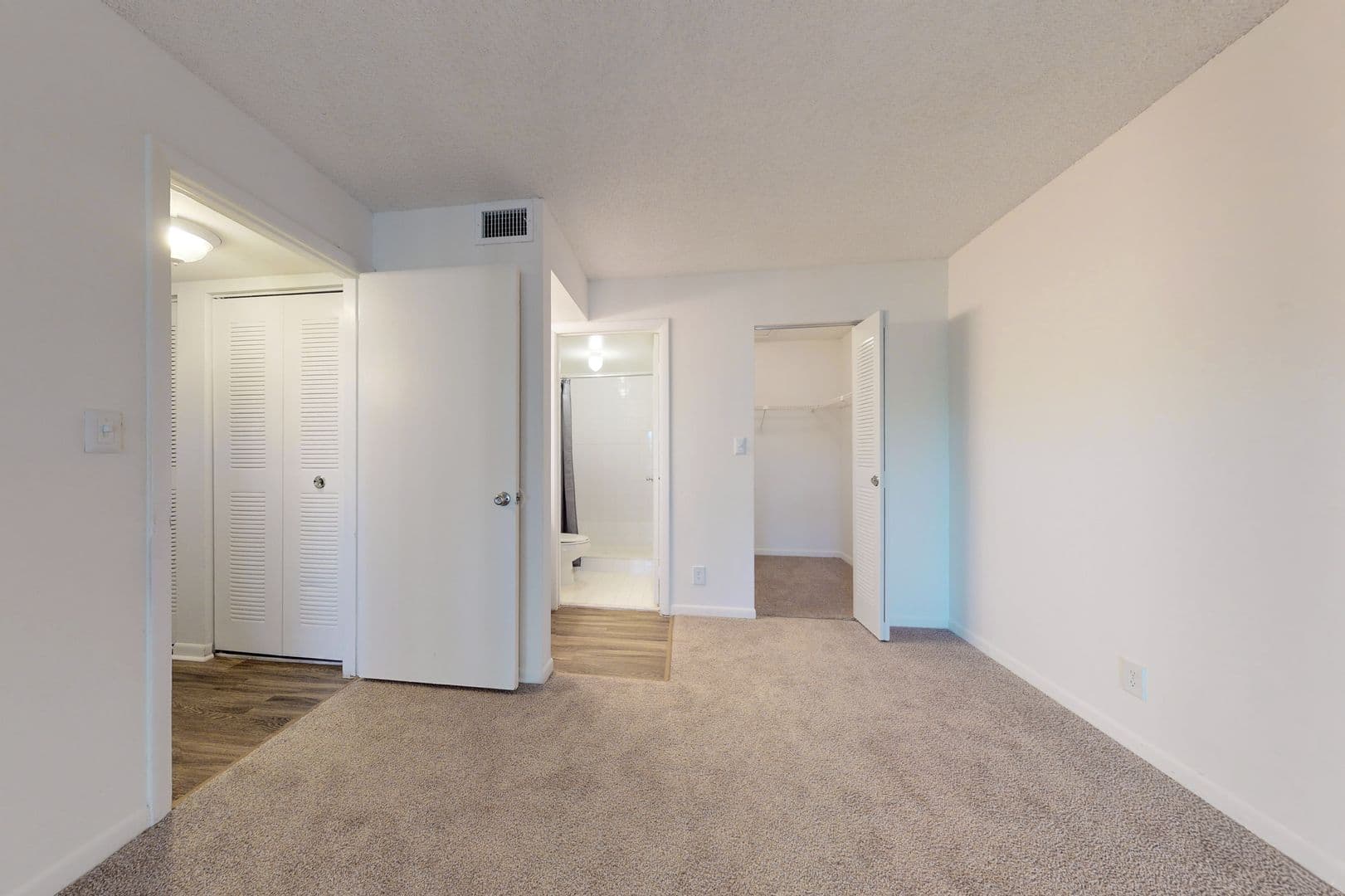 Lauderhill Apartment: 5350 NW 88th Ave