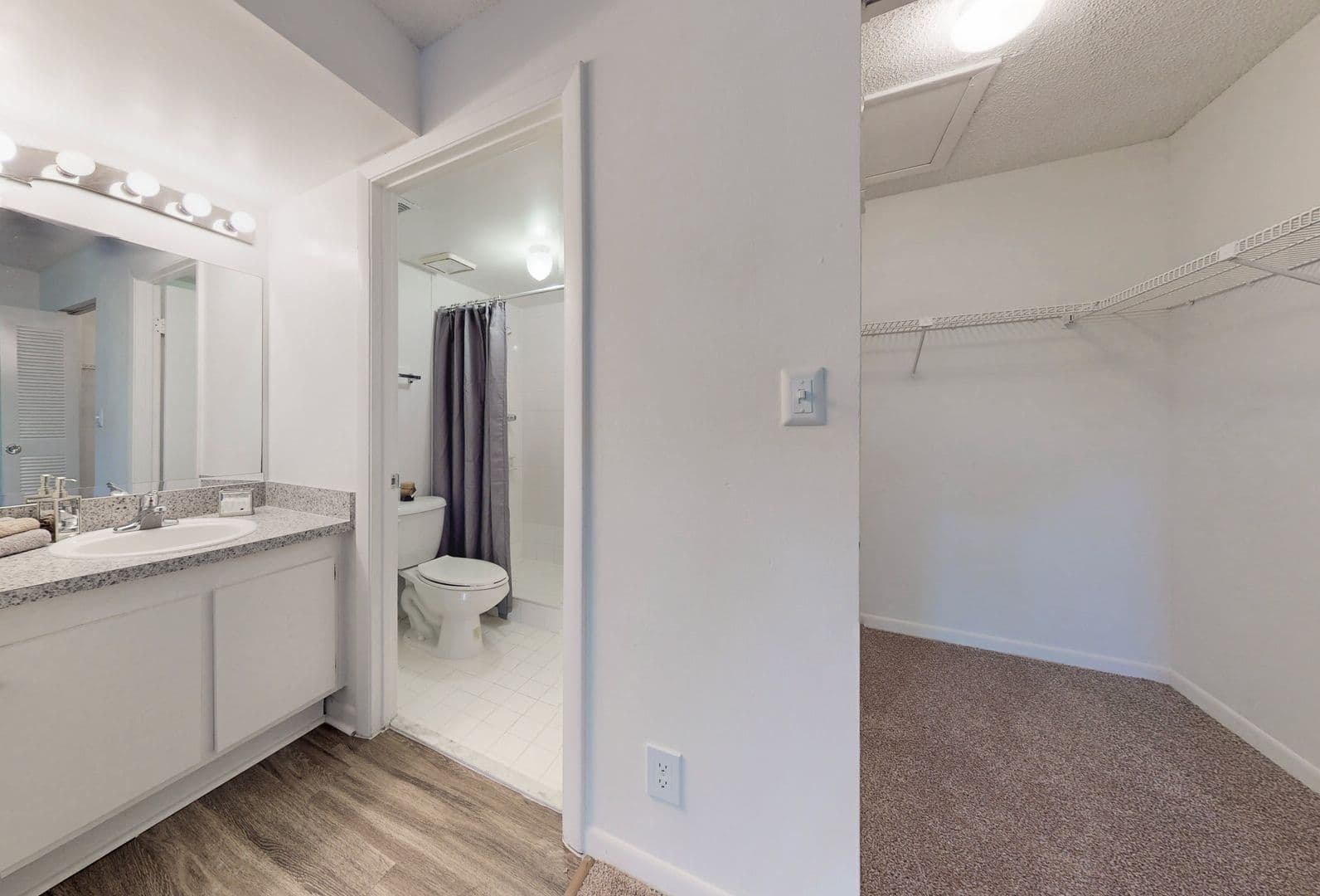 Lauderhill Apartment: 5350 NW 88th Ave