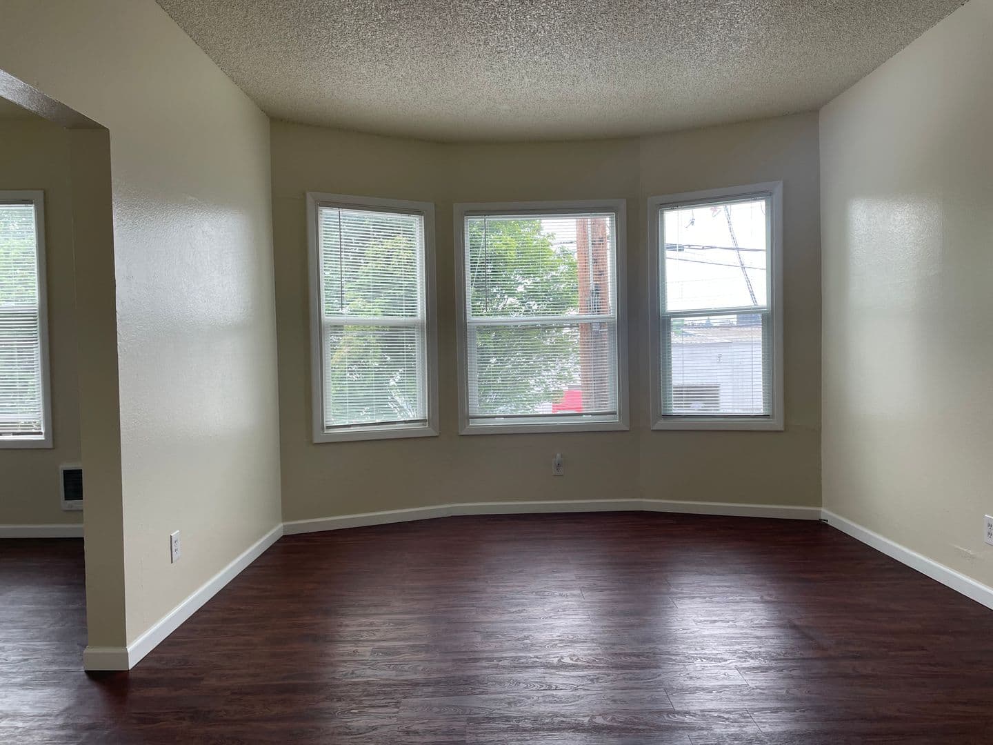 Portland Apartment: 2282  NW  Thurman