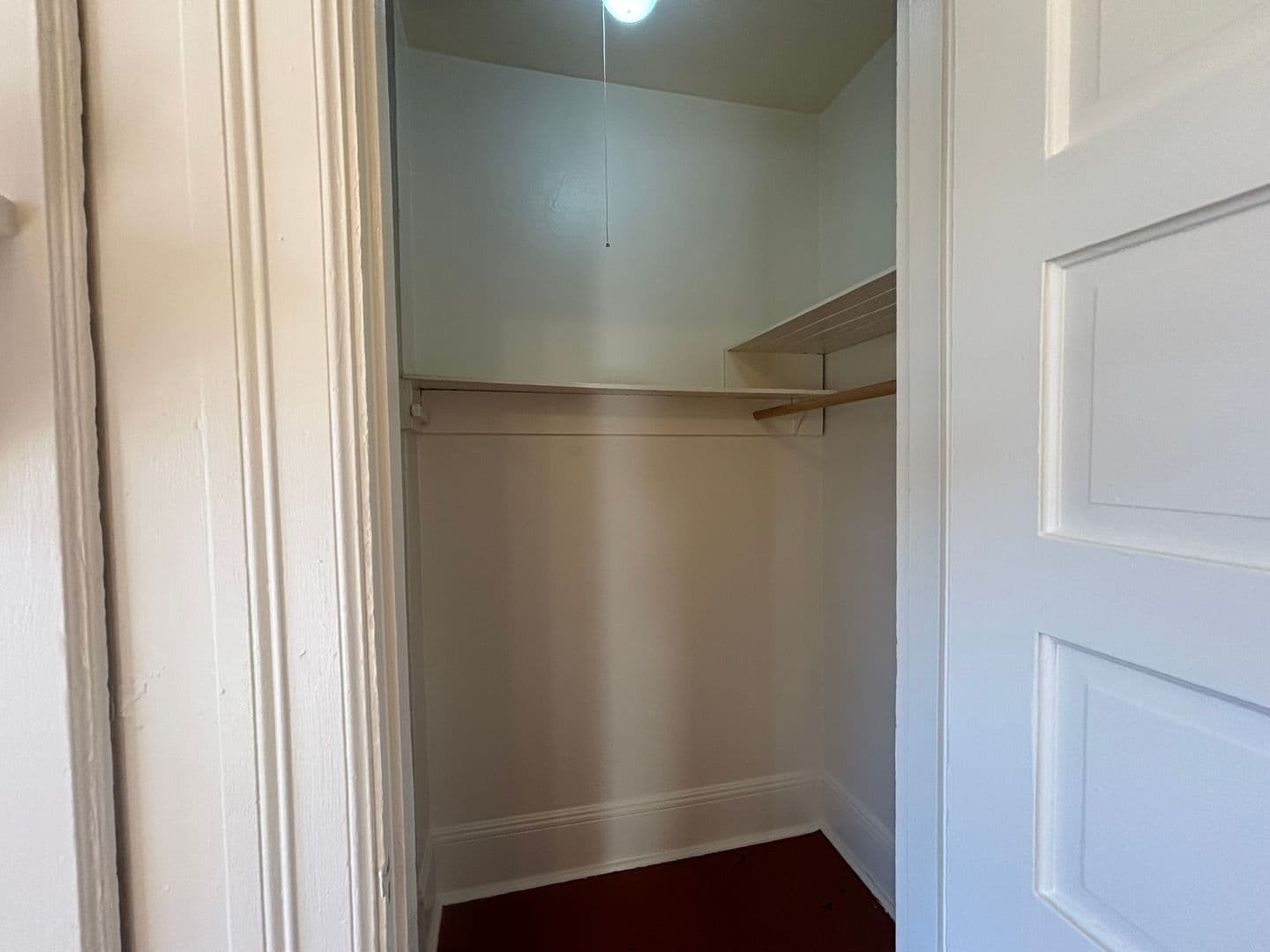 Portland Apartment: 325  NW 18th  Ave.