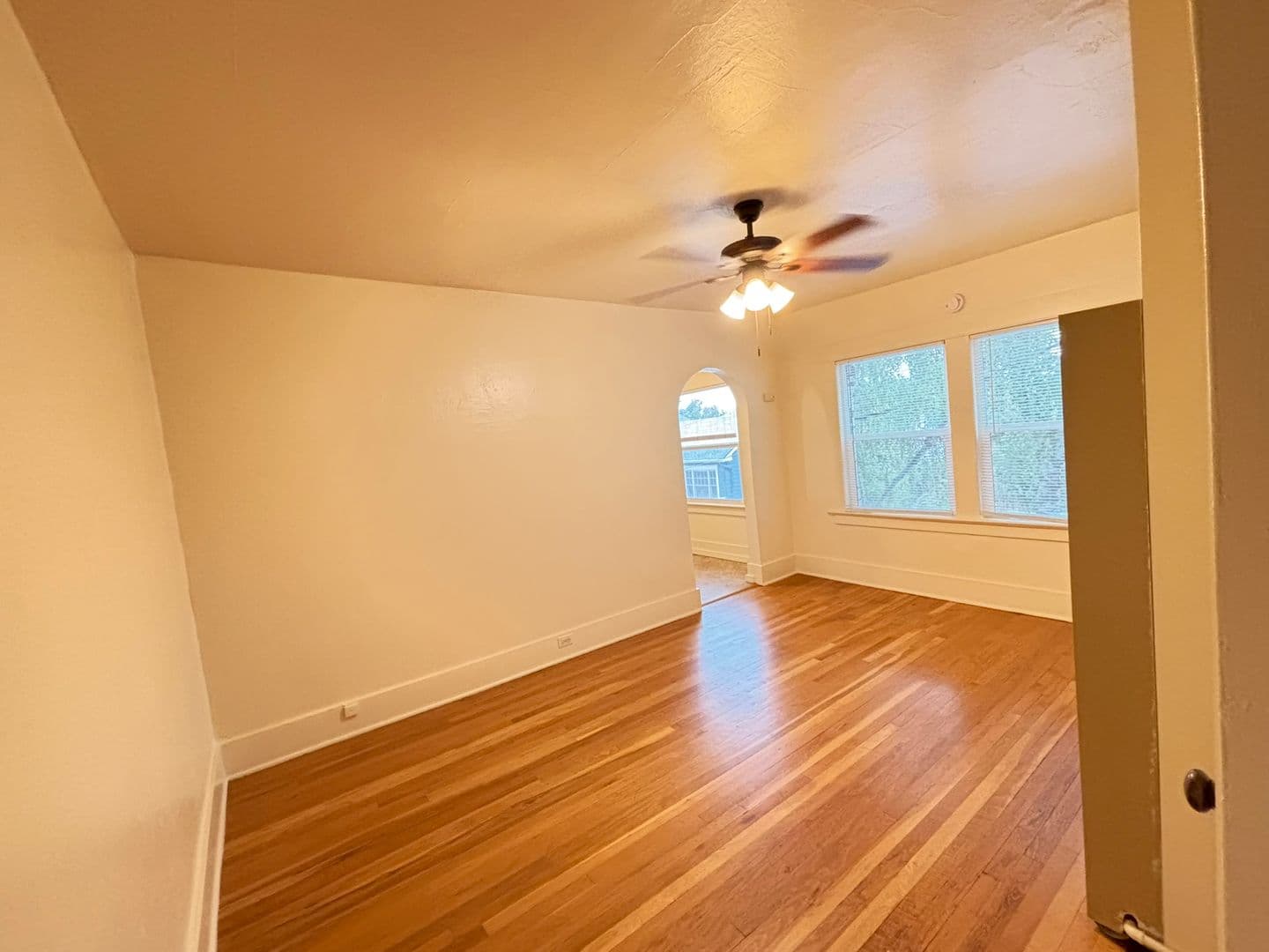 Portland Apartment: 2361 NW Pettygrove St