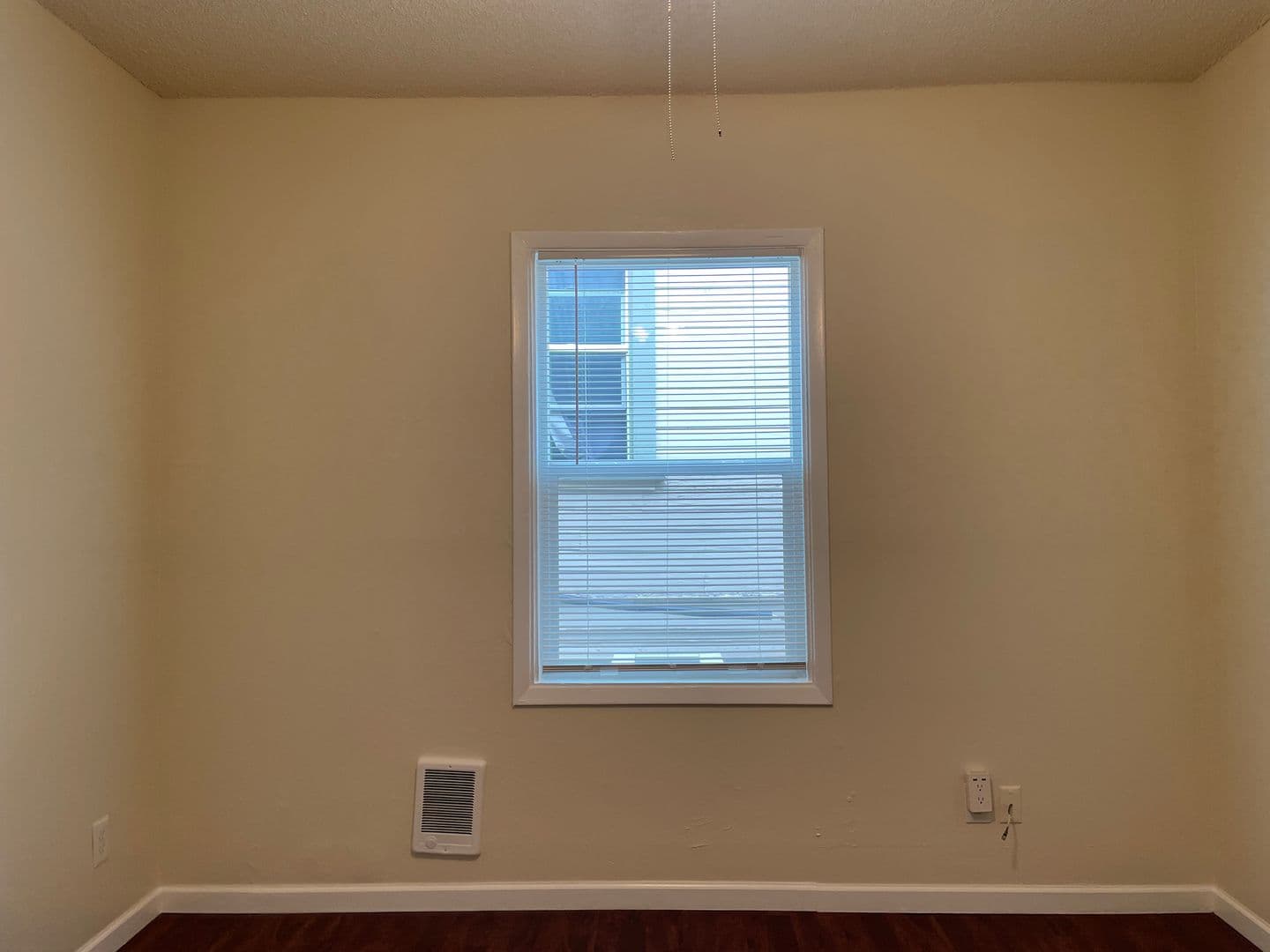Portland Apartment: 2282  NW  Thurman