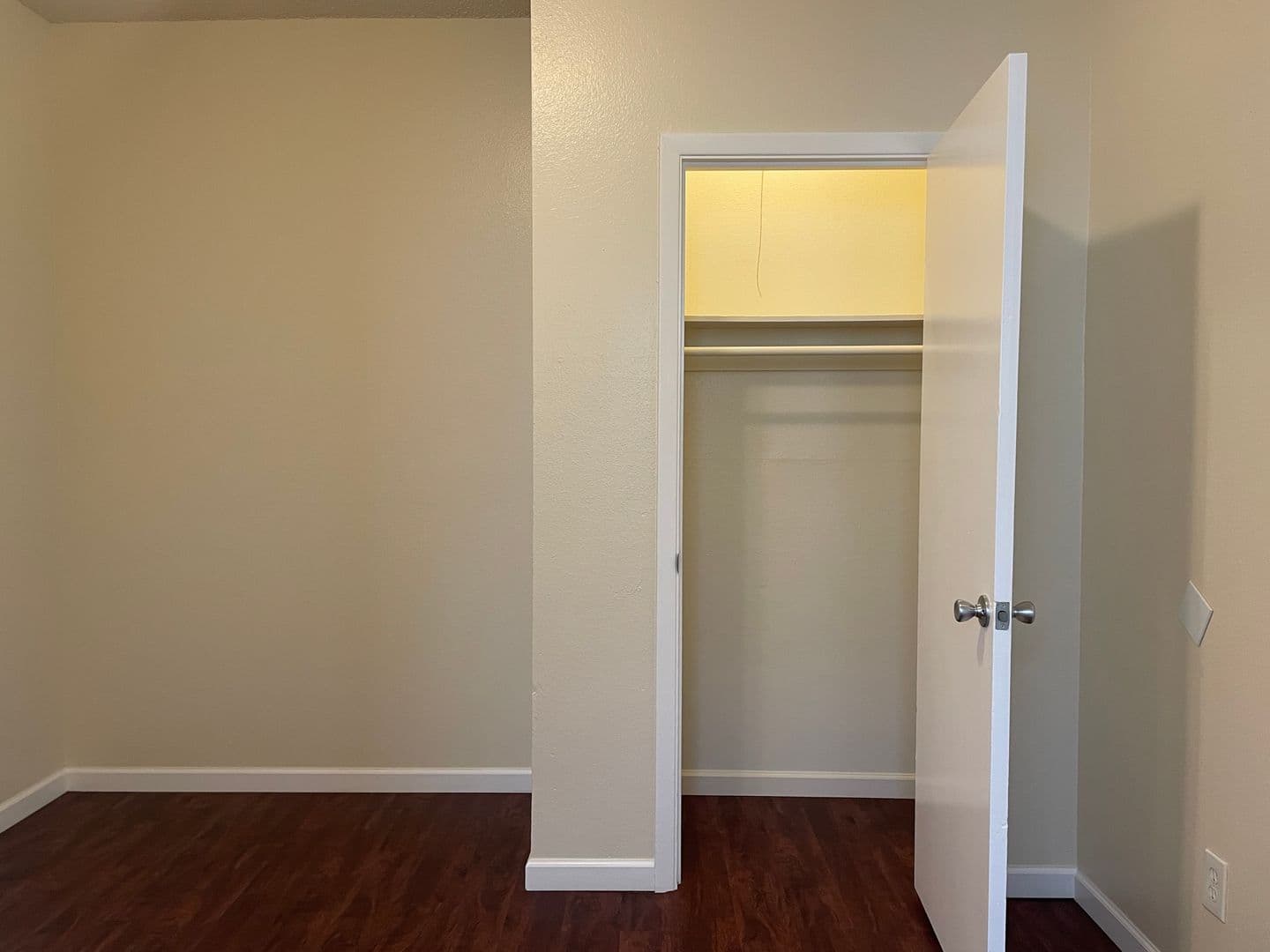 Portland Apartment: 2282  NW  Thurman