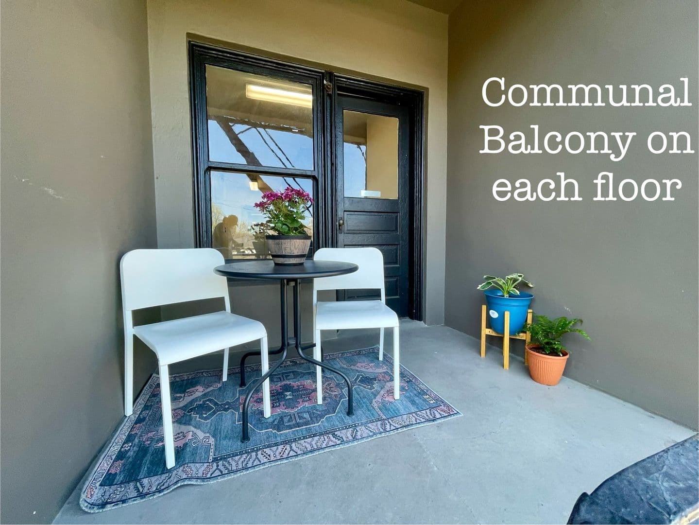 Portland Apartment: 325  NW 18th  Ave.