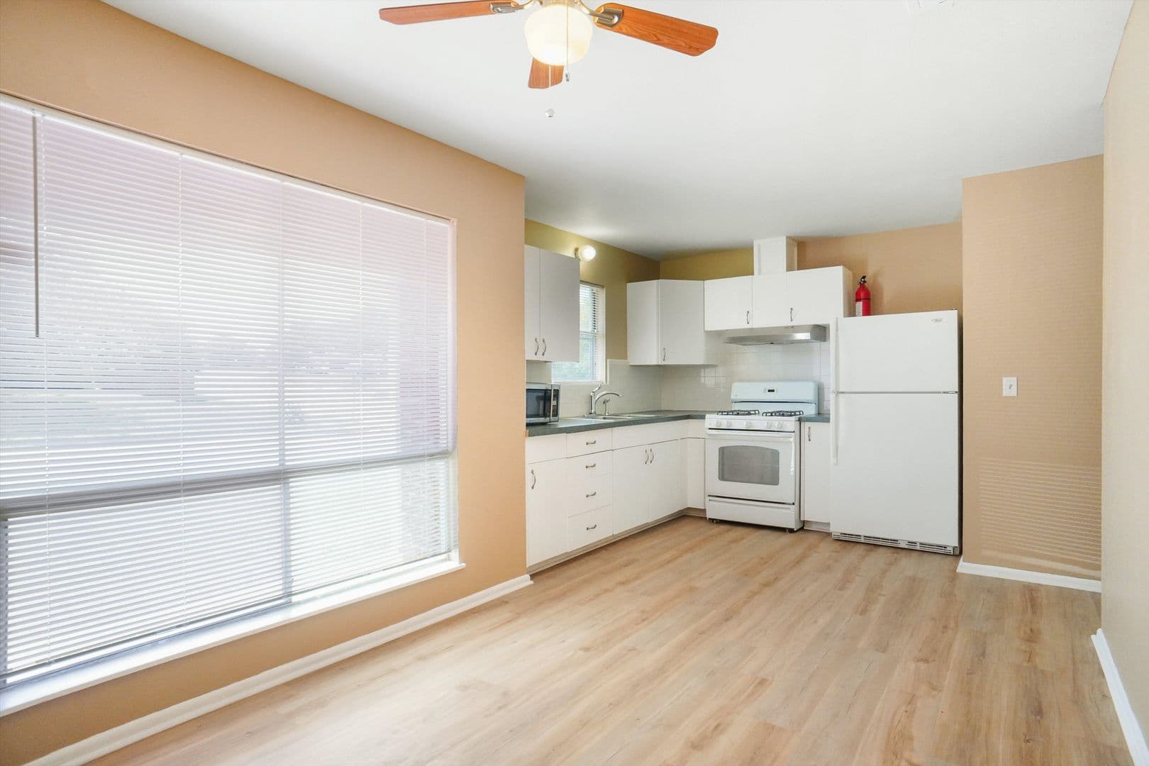 Fort Worth House: 4801 Bellcrest Ct