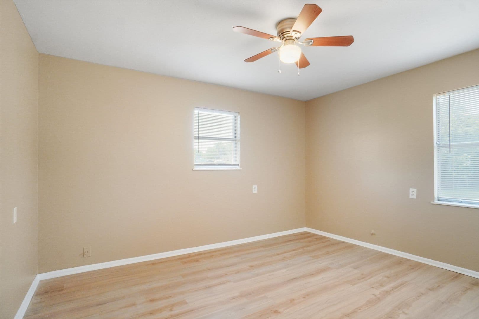 Fort Worth House: 4801 Bellcrest Ct