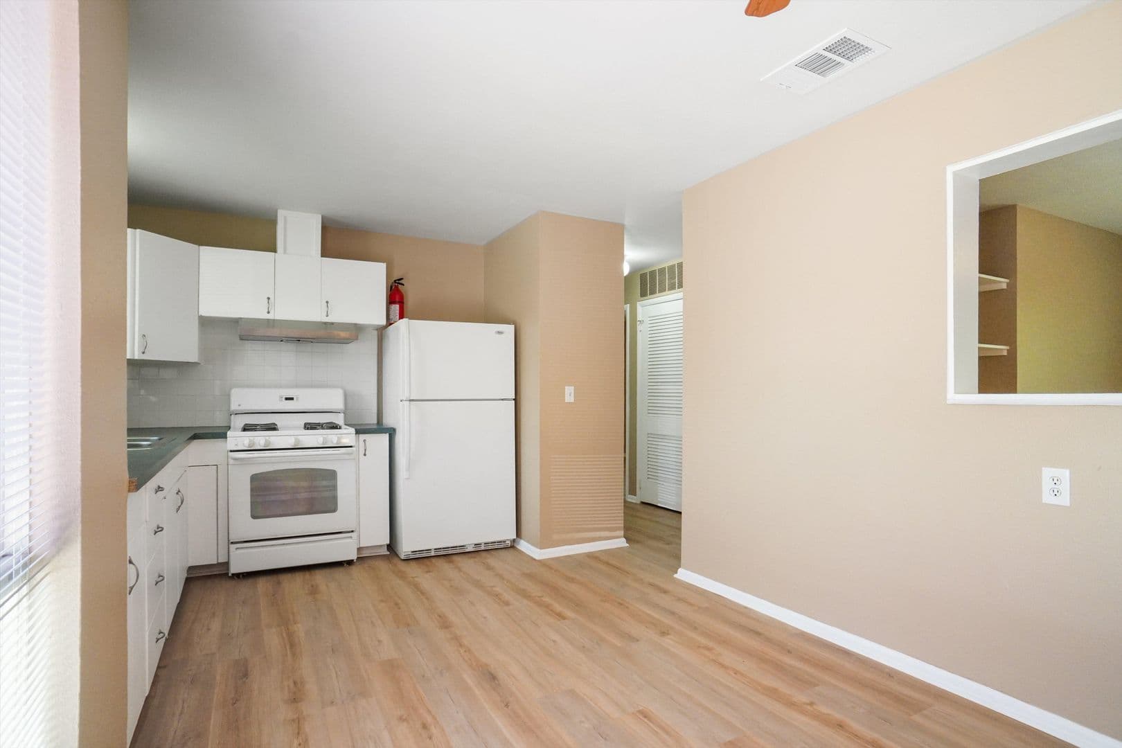Fort Worth House: 4801 Bellcrest Ct