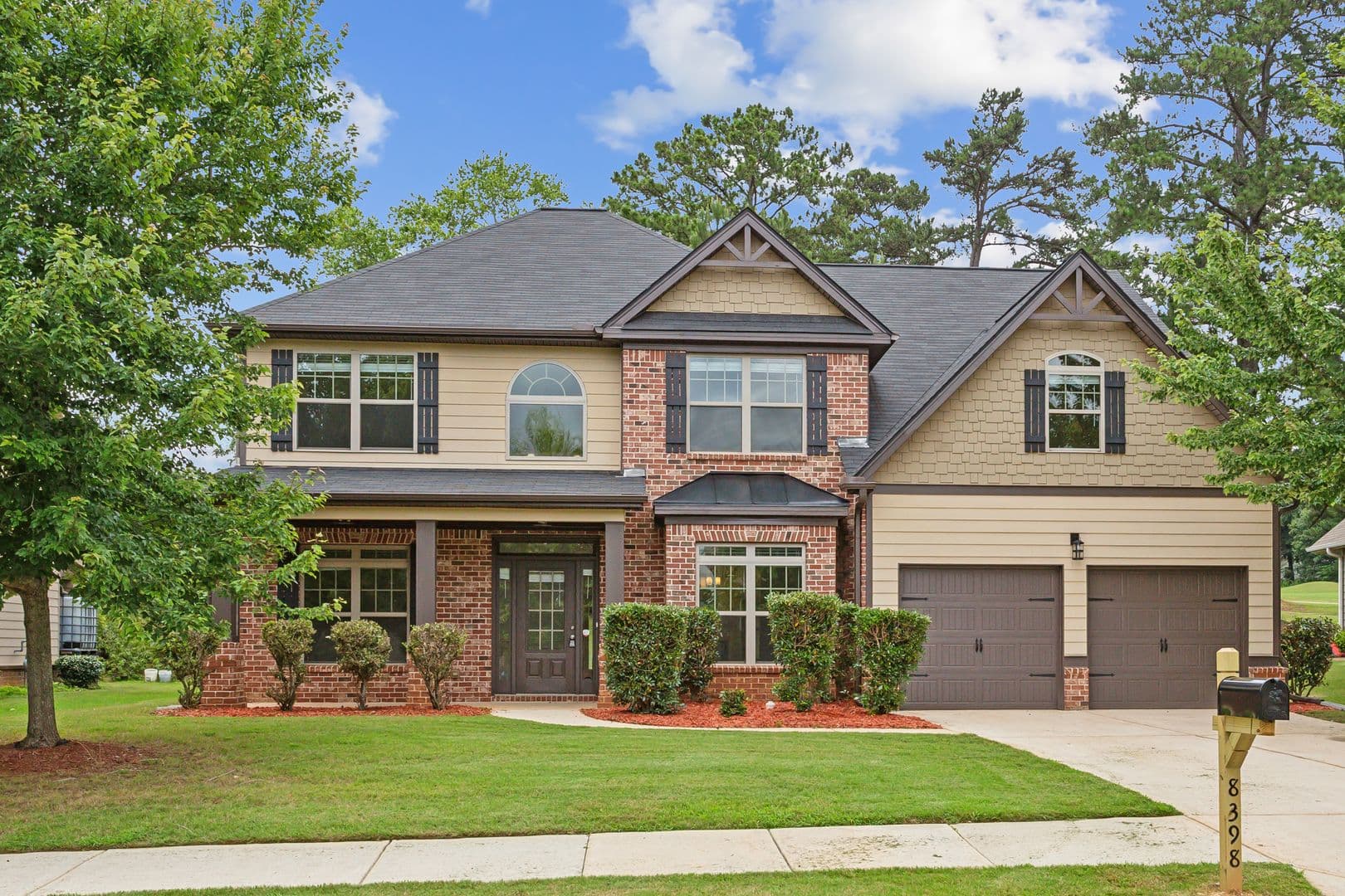 Jonesboro House: 8398 Members Dr