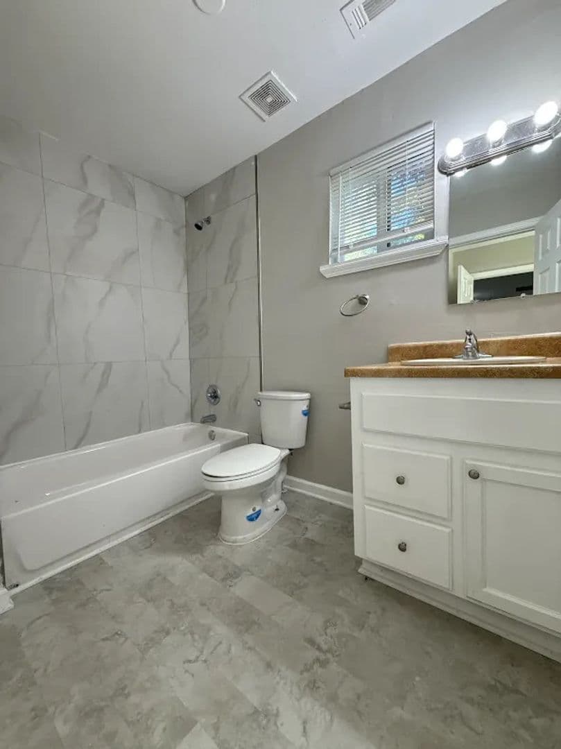 Atlanta Apartment: 497 Willard Ave SW