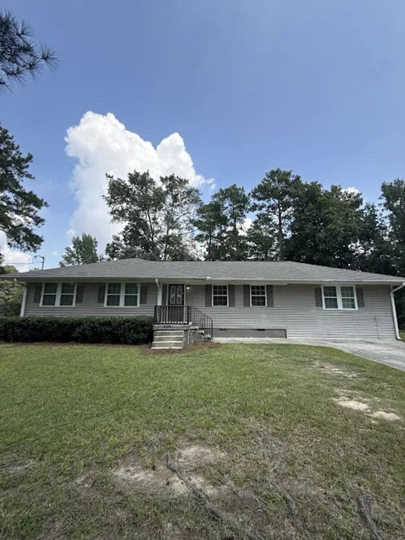 Morrow House: 2358 Oak Ave
