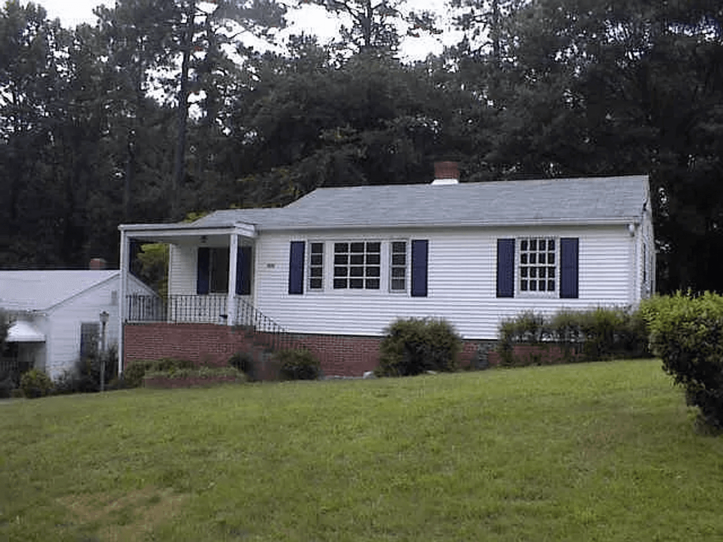 Atlanta House: 1830 Broadwell St SW