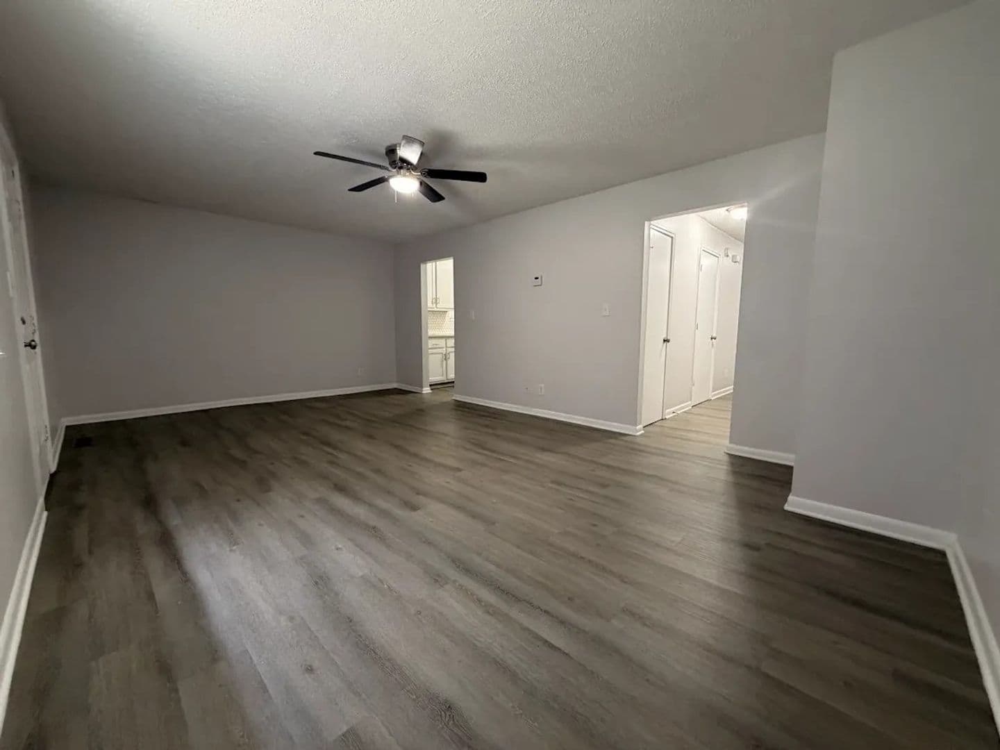 Holly Springs Apartment: 806 Palm St