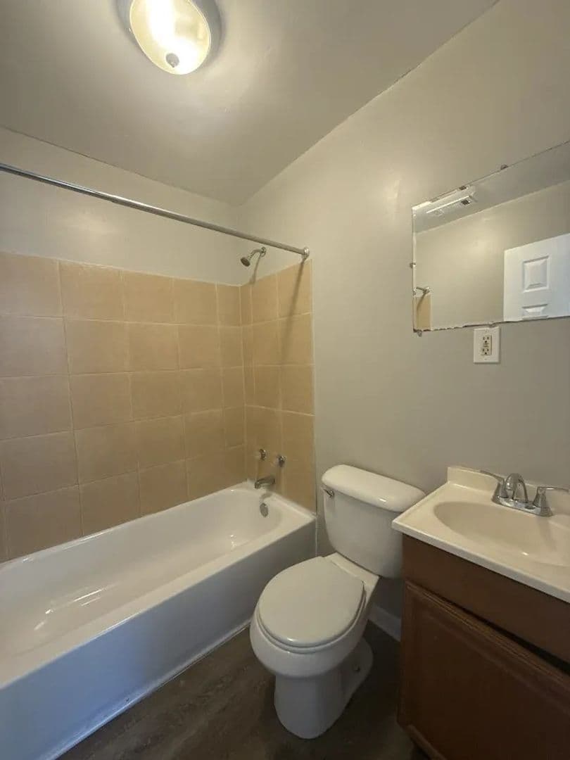 Atlanta Apartment: 990 Lawton St SW