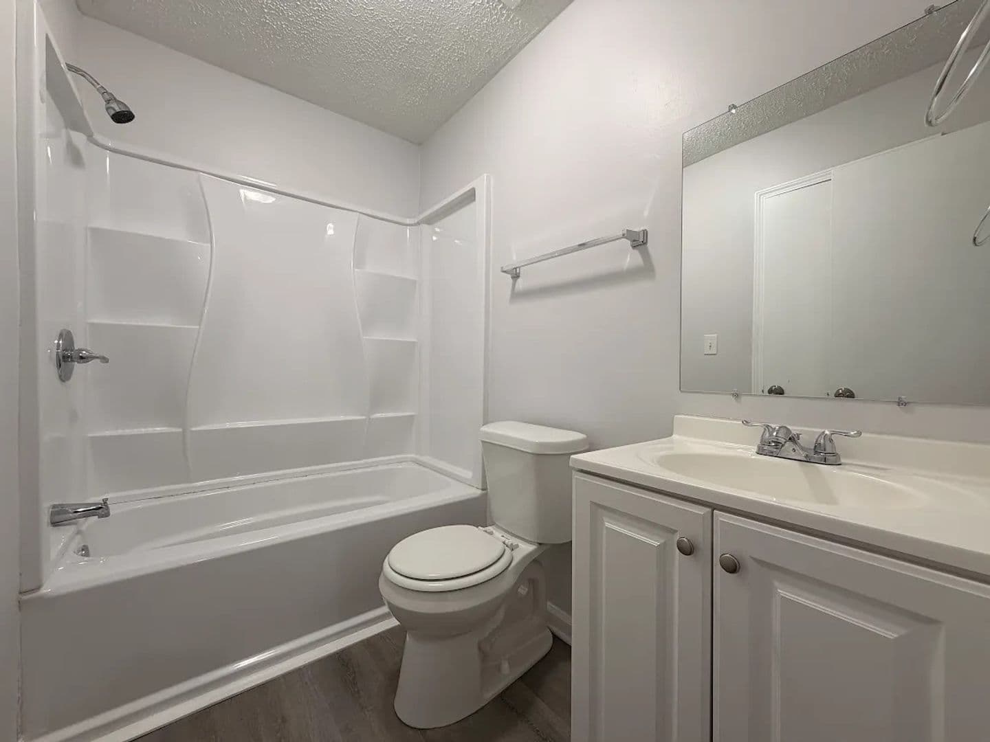 Holly Springs Apartment: 806 Palm St