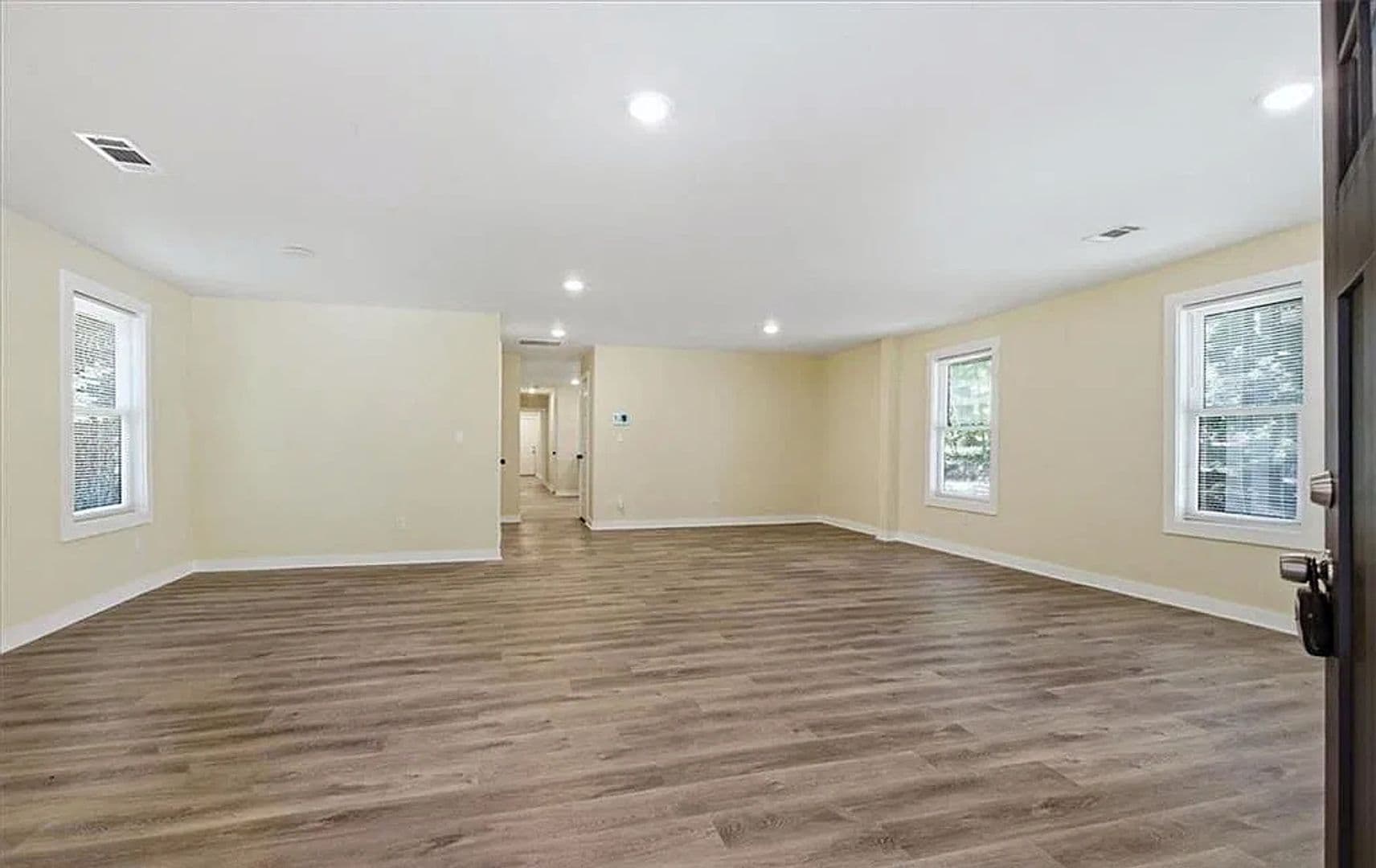 Atlanta House: 131 Holly Rd NW