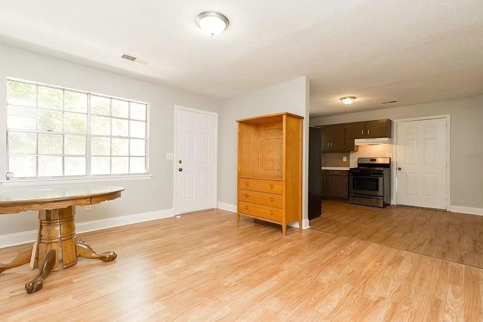 Atlanta House: 482 Arthur St SW