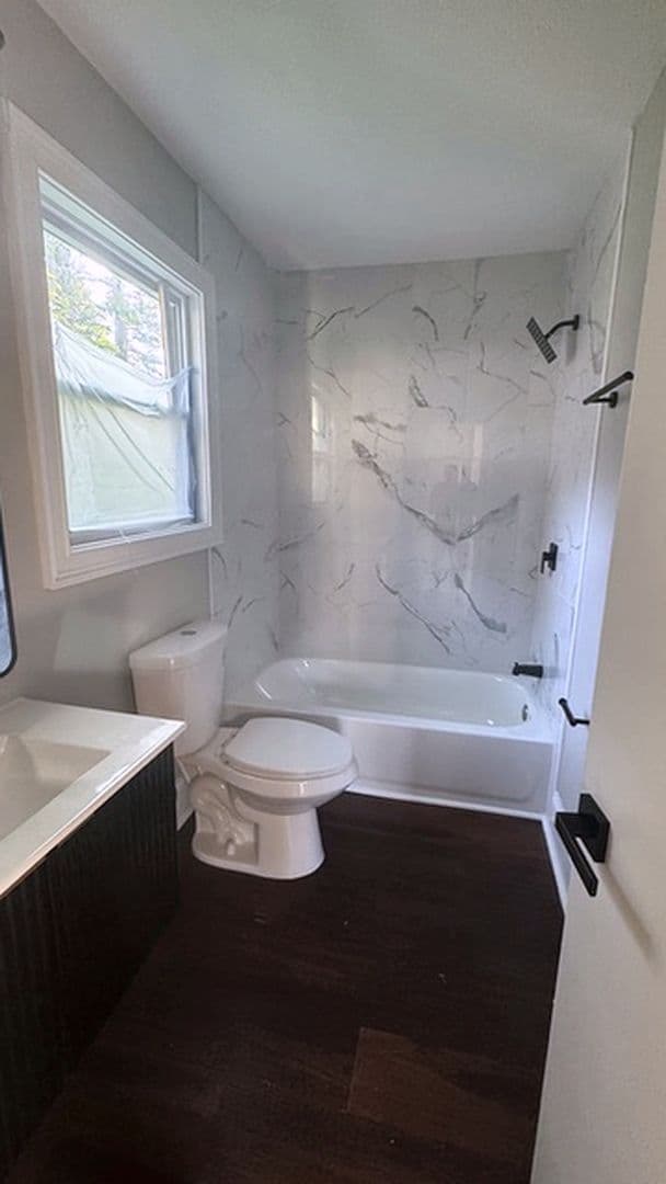 Decatur House: 1516 Carter Rd