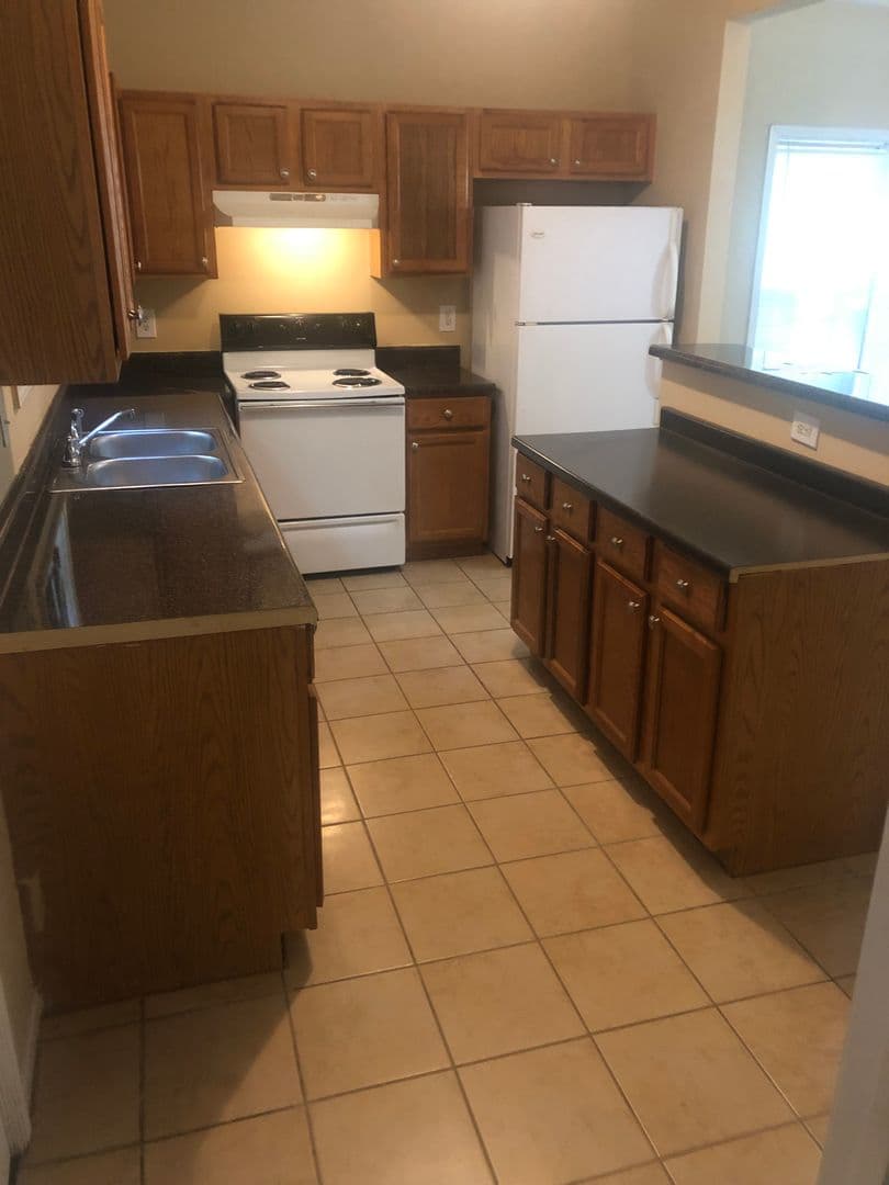 Atlanta House: 115 Holly Rd NW