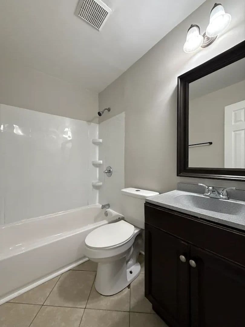 Decatur Apartment: 1642 Line St