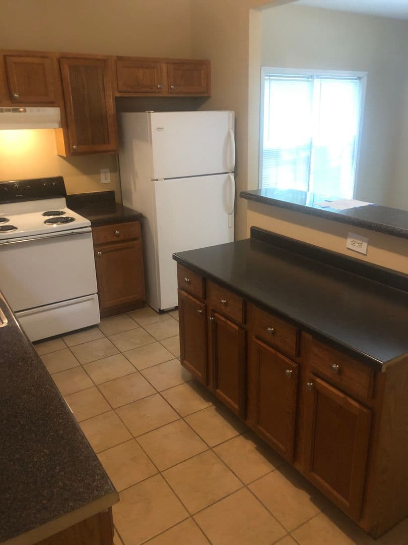 Atlanta House: 115 Holly Rd NW